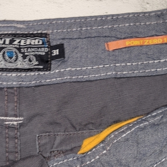 MEN'S Point Zero Shorts - Picture 3 of 3